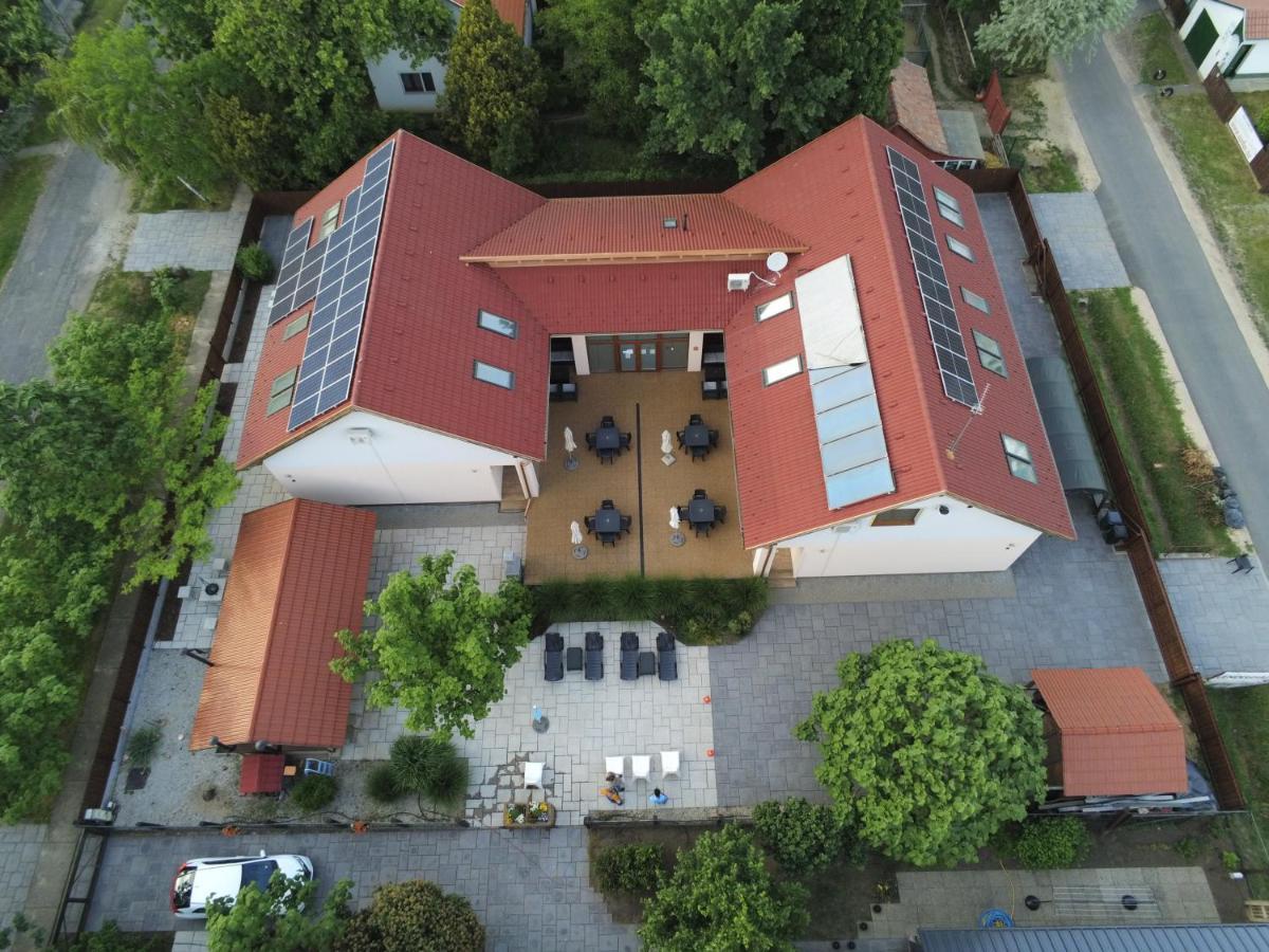 Ferienwohnung Hortobagyi Kemences Vendeghaz Exterior foto