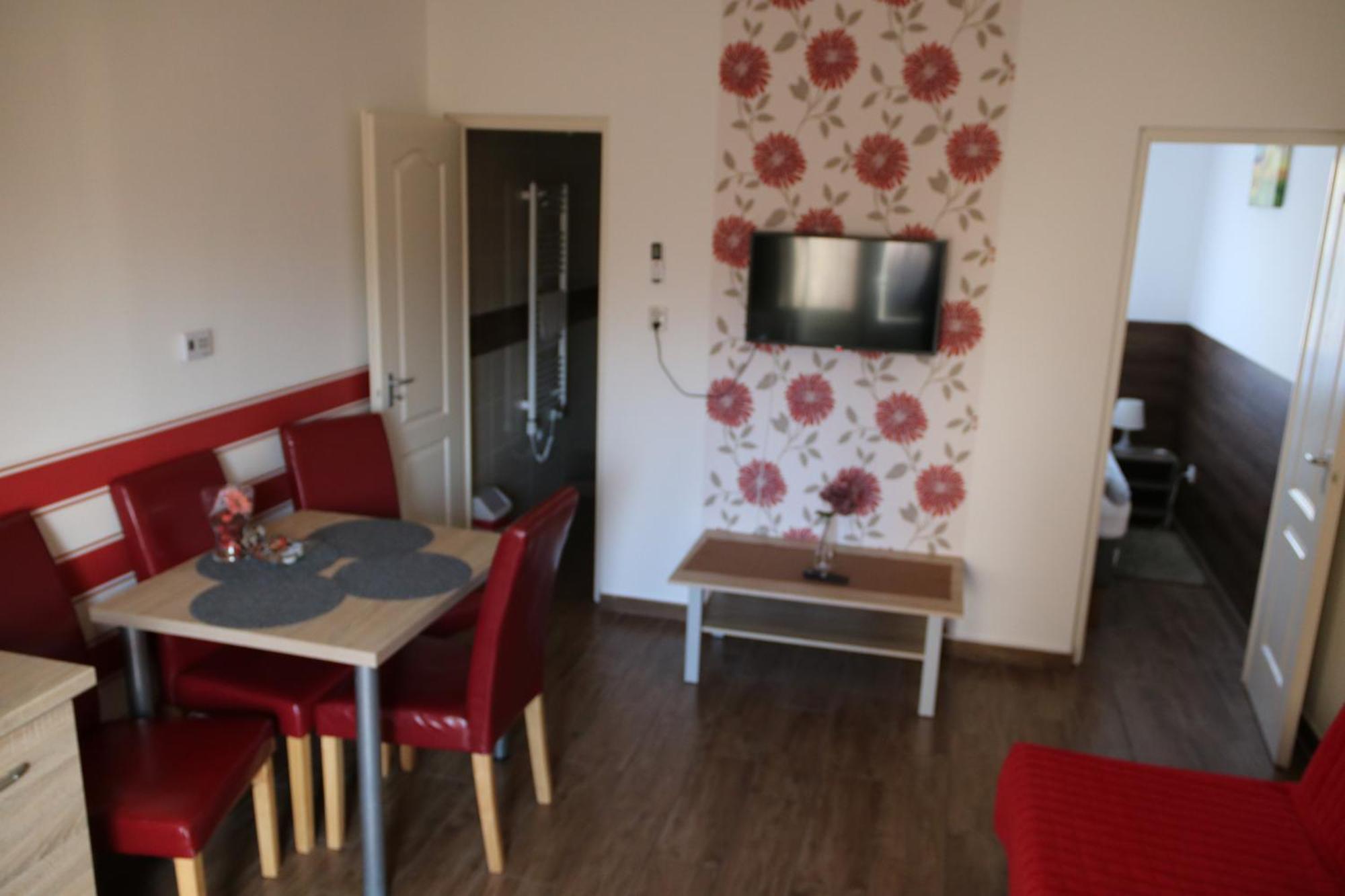 Ferienwohnung Hortobagyi Kemences Vendeghaz Exterior foto