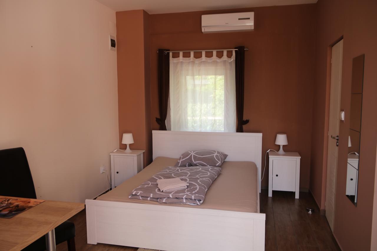 Ferienwohnung Hortobagyi Kemences Vendeghaz Exterior foto